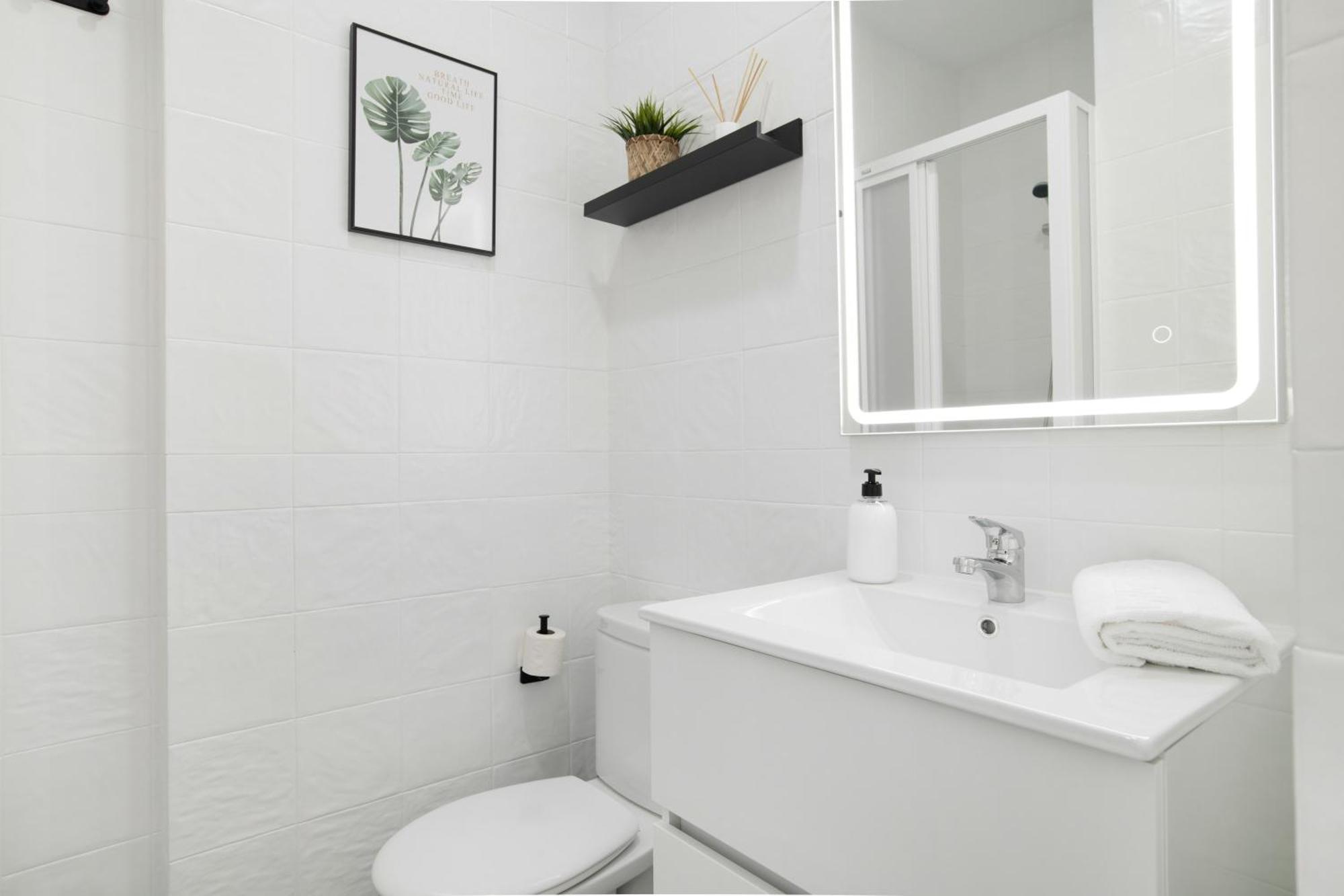 Cervantes Homes No3 *