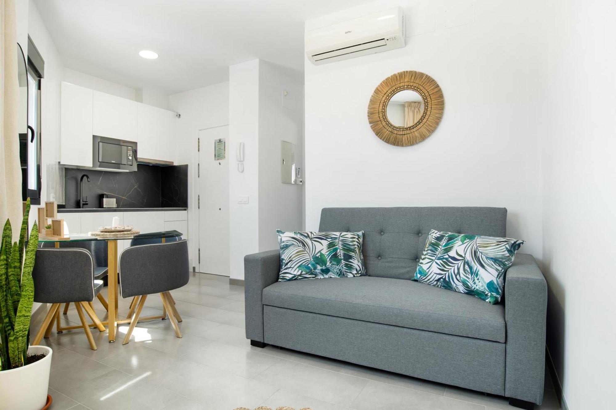 Cervantes Homes No3 *